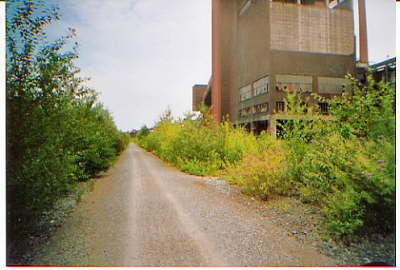 Bild 3 Entlang der Zeche Zollverein